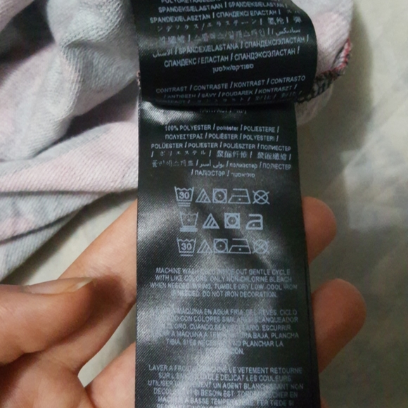 Red Camouflage Dress with Fishnet (Guess) - Picture 4 of 4